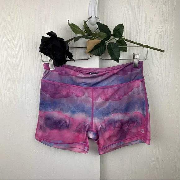 Lija Shorts - Picture 3 of 12